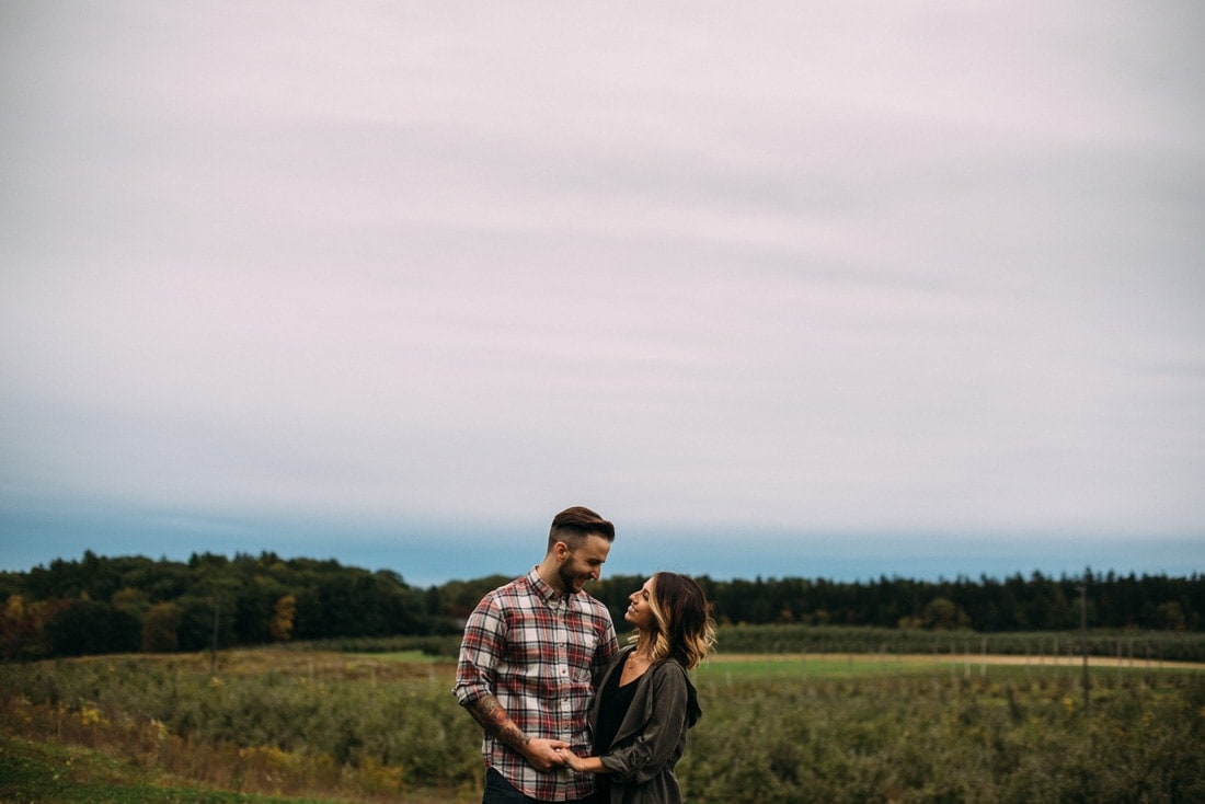 Nicole+Sam’s Indian Ladder Farms Engagement Shoot