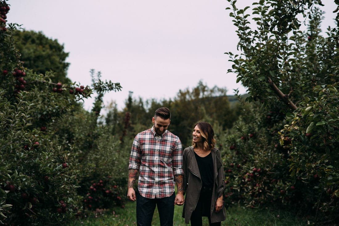 apple-orchard-engagement-17