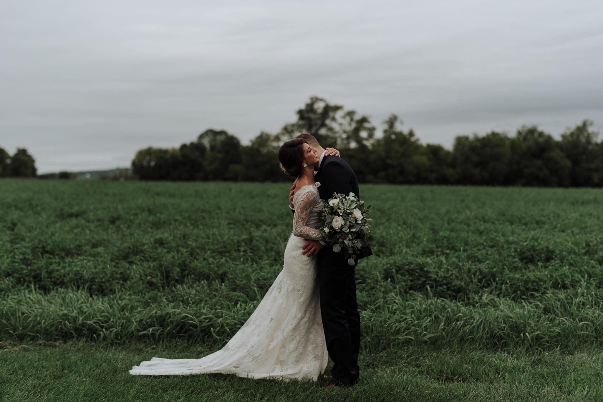 hayloft-on-the-arch-wedding-25