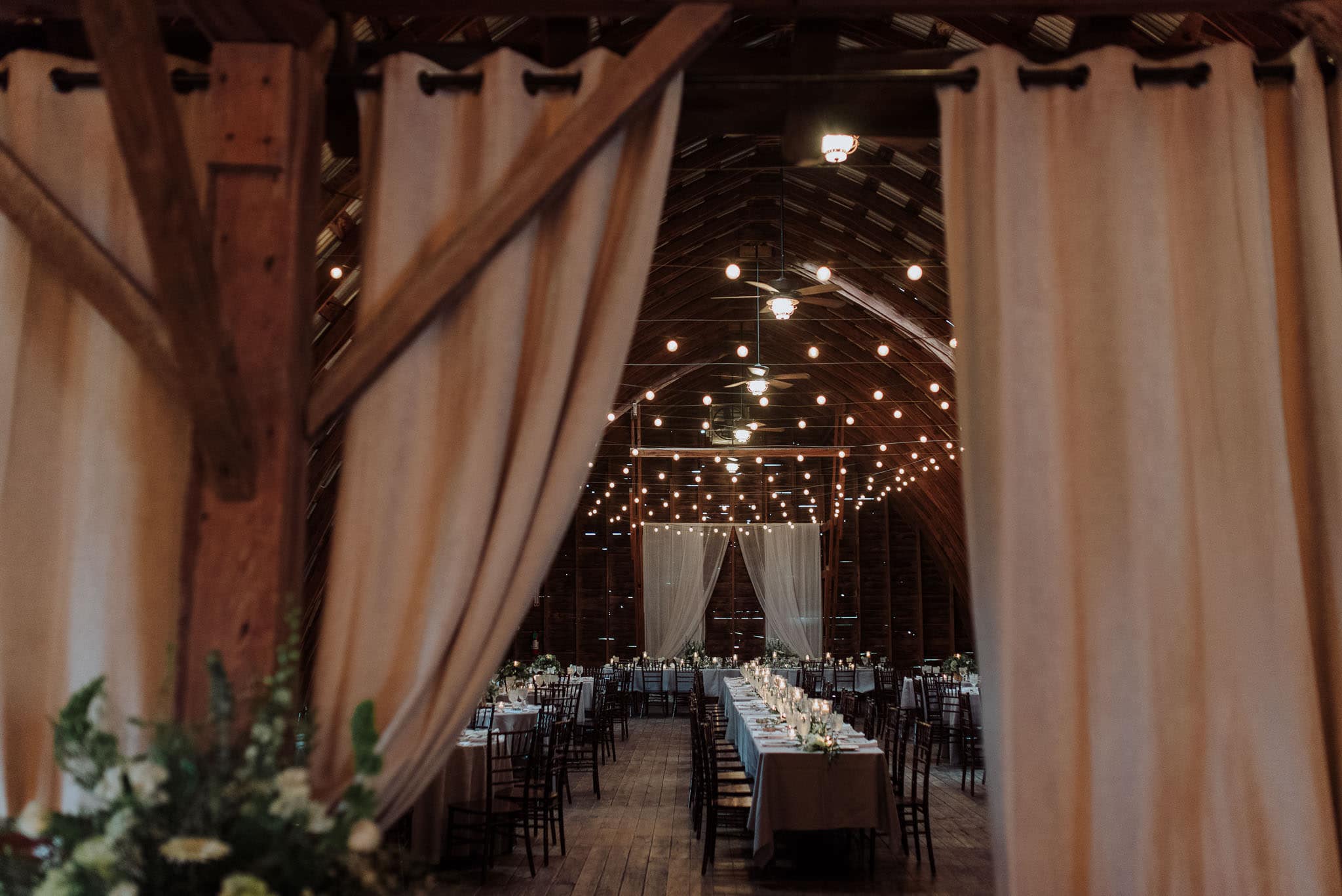 hayloft-on-the-arch-wedding-61