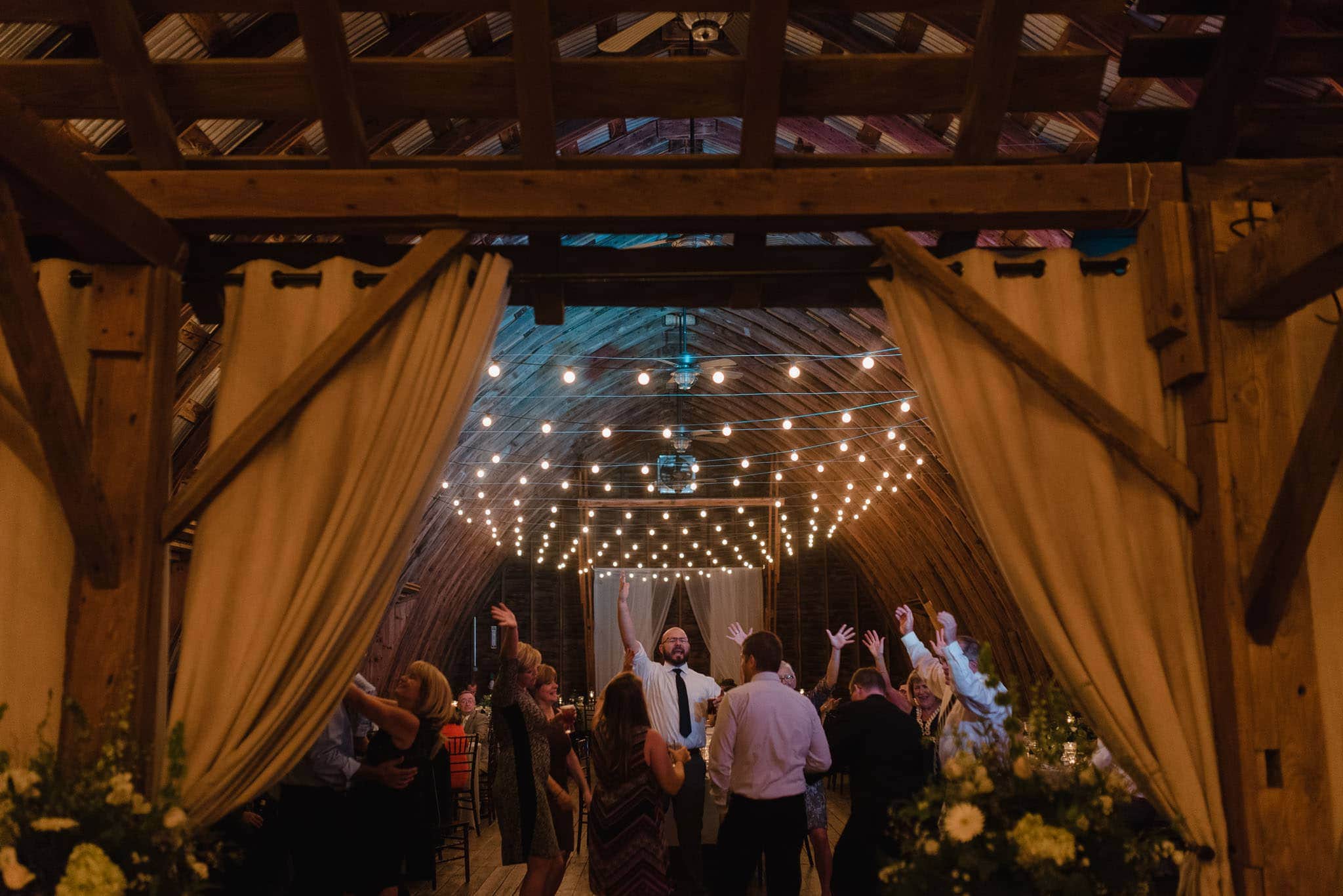 hayloft-on-the-arch-wedding-79