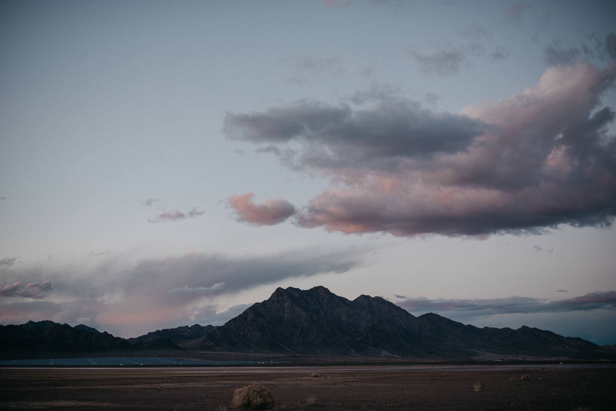 el dorado dry lake bed wedding